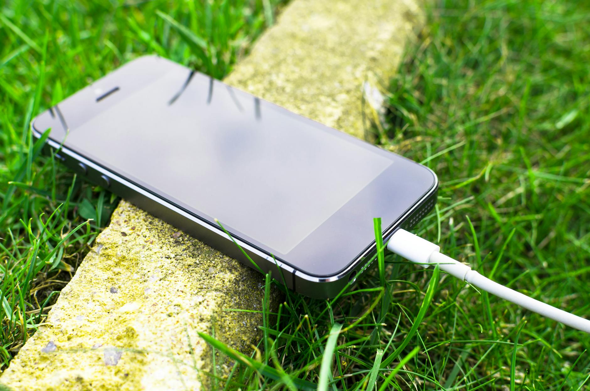 5 Smart Reasons to Ditch Lead-Acid and Power Up with Lithium Batteries