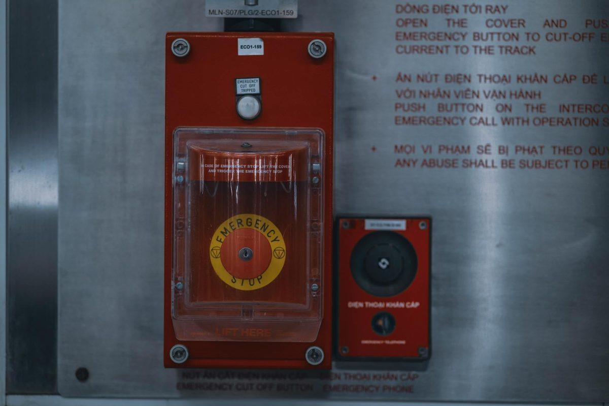 Lithium BMS Reset Switch for Emergency Restart Functionality