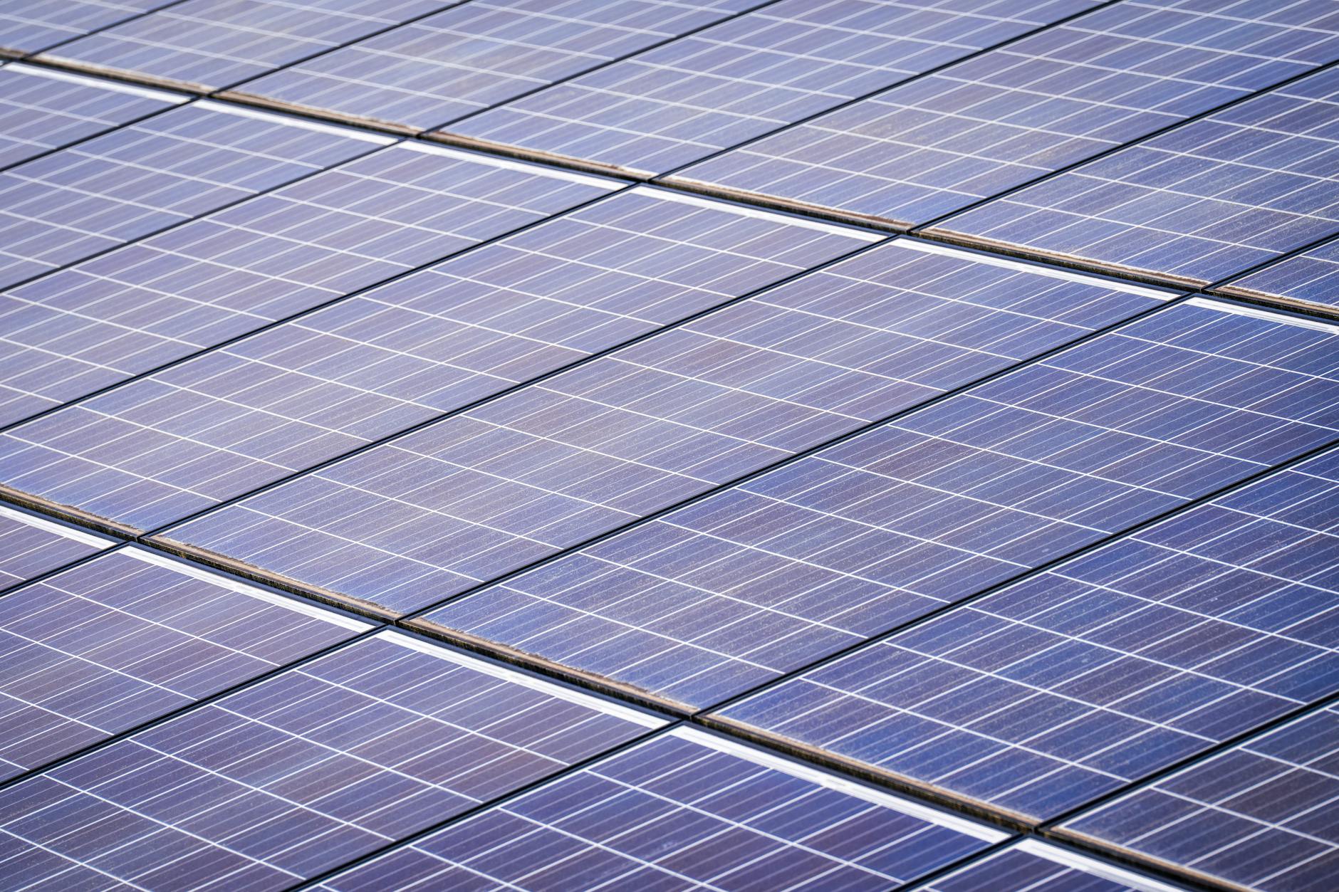 Empowering Solar Off-Grid Systems with the Superior Performance of Lithium Batteries