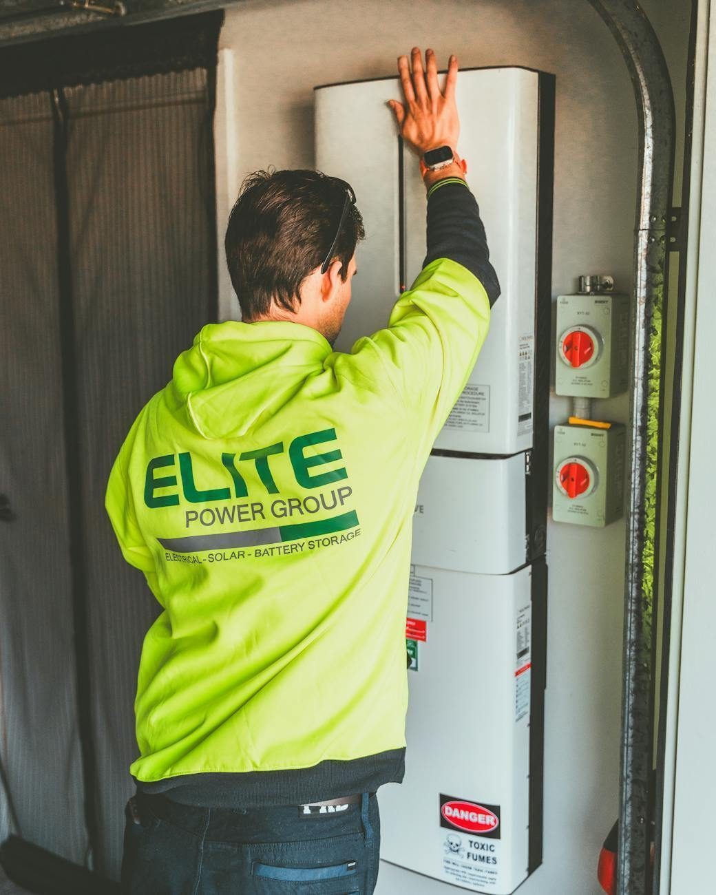 How to check the Earthing of Inverter/UPS step by step guide