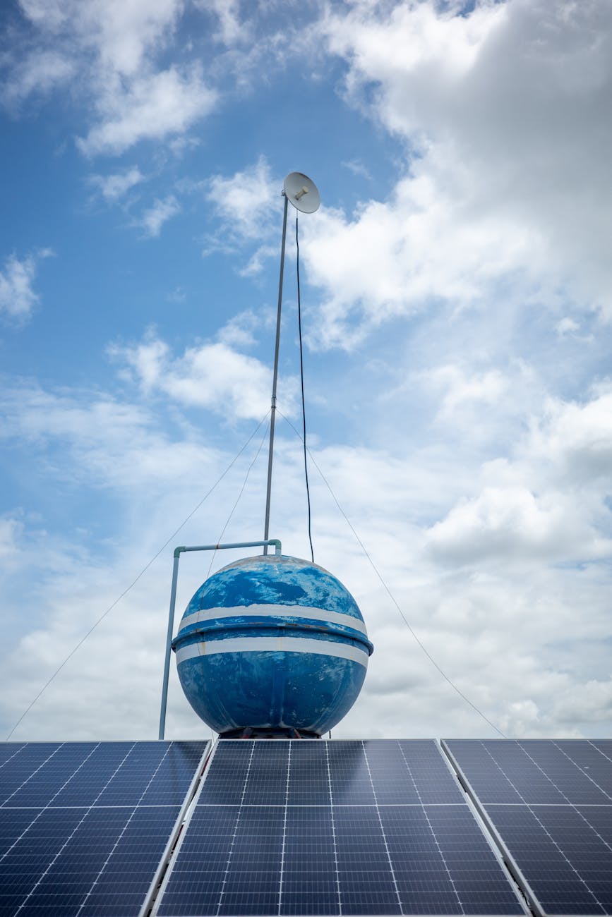 Solar hybrid Sytem