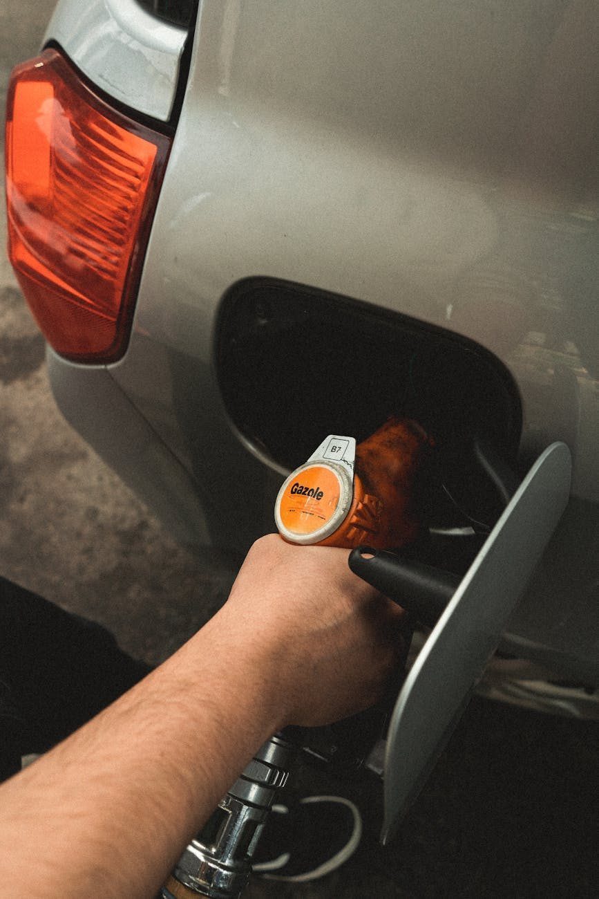 Petrol Pump Makes a Difference with Lithium Inverter, Reducing Carbon Footprint and Improving Air Quality