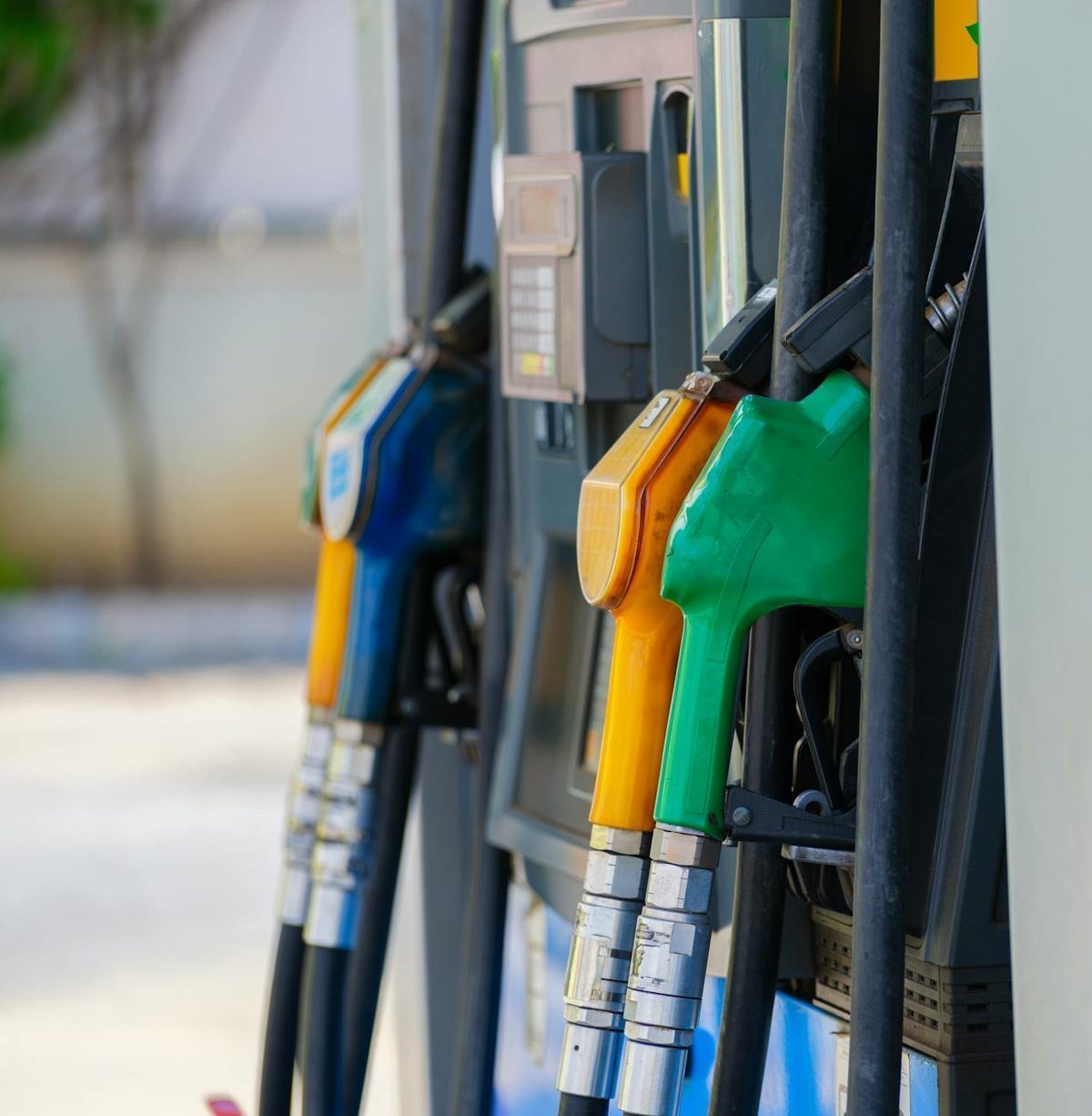 Replacing of Diesel Generators with Clean Fuel