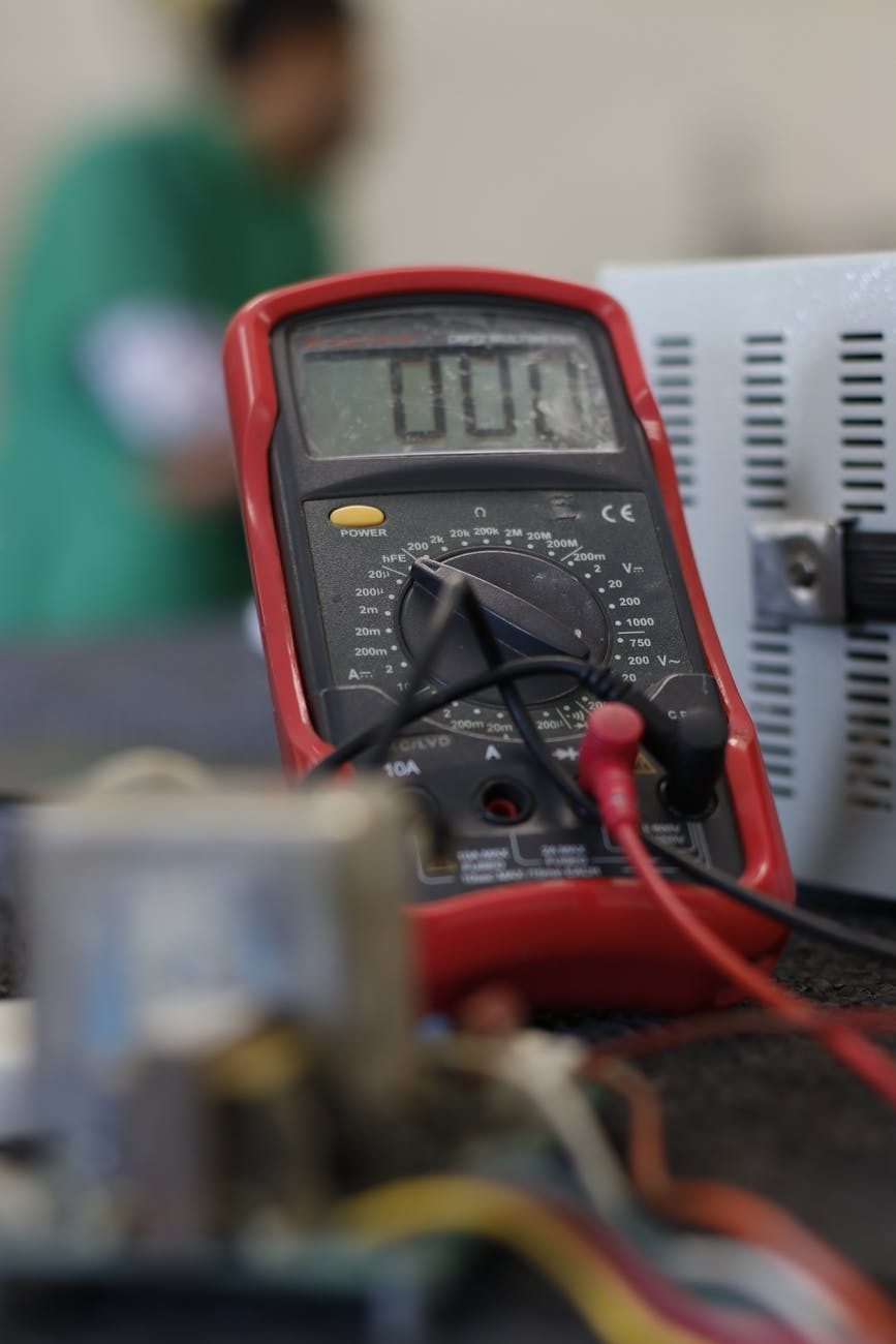 The Importance of Test Parameters for Inverter/UPS Transformers