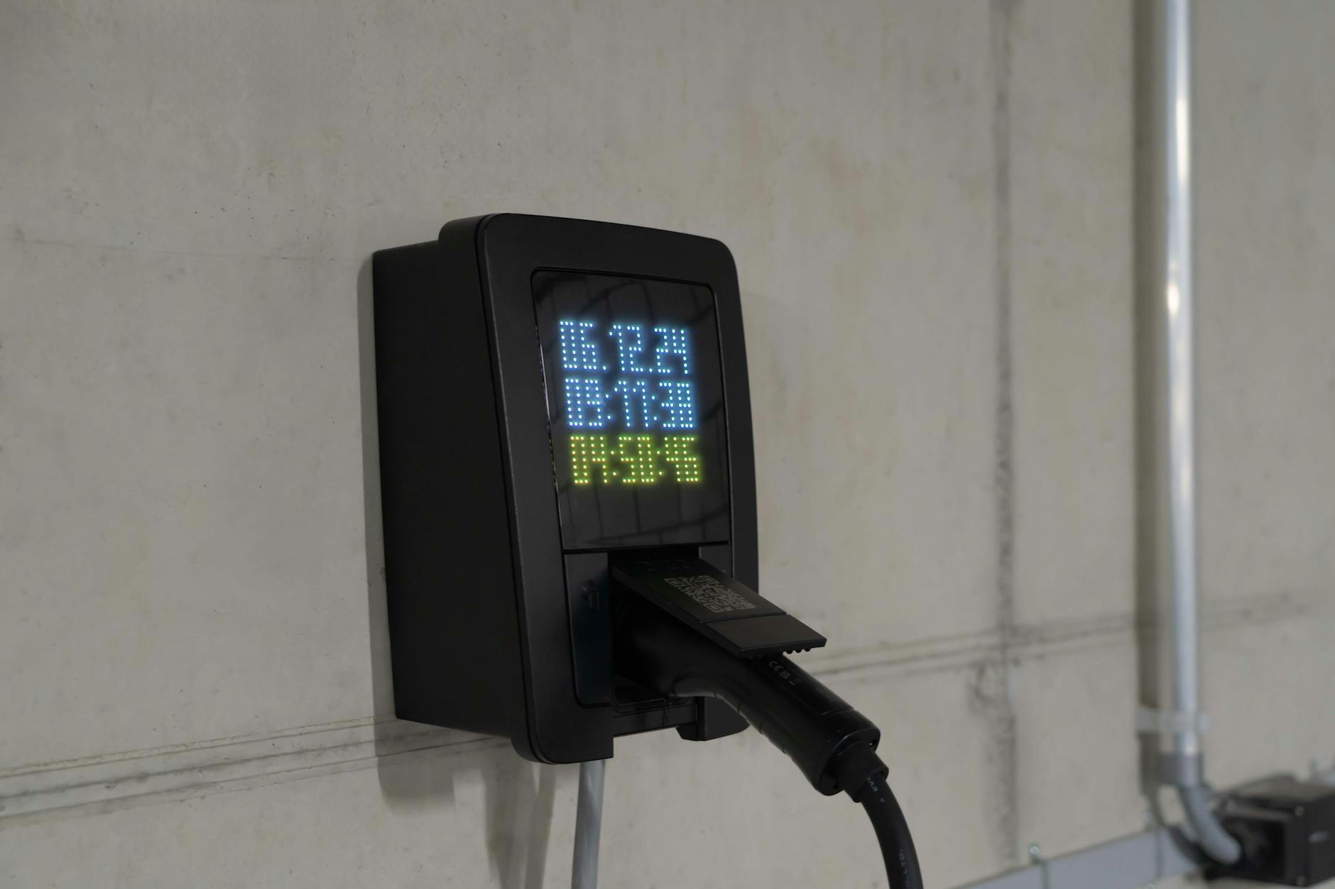 What is Retrofit Lithium LifePo4 Wall Mount Battery? A Complete Guide